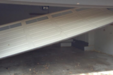 5 Garage Door Repairs that Are Not DIY Repairs
